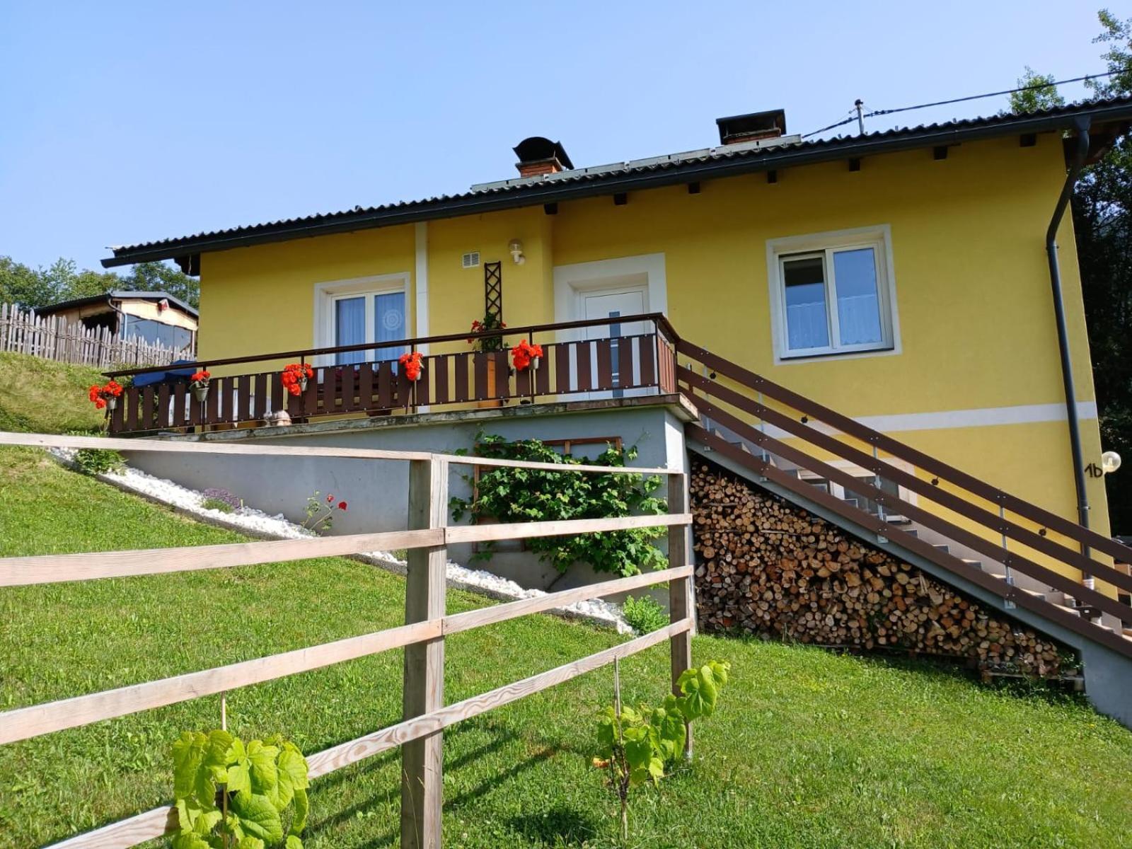 Ferienwohnung Steuerberg Feldkirchen In Kaernten Bagian luar foto